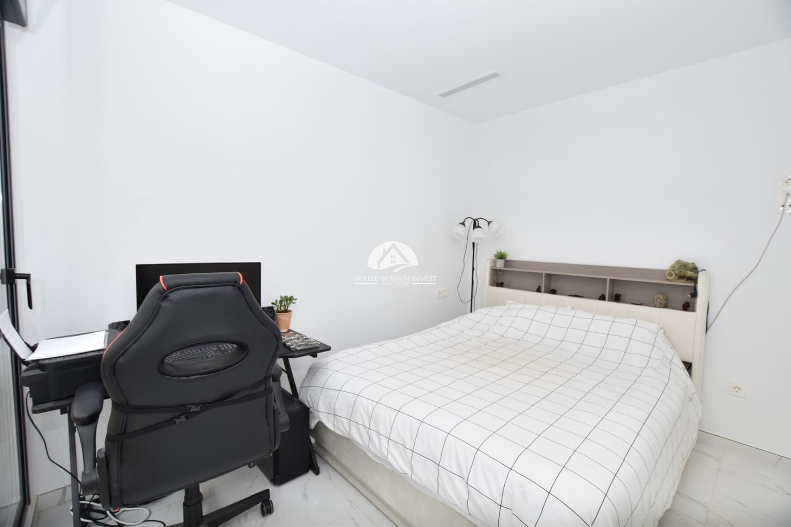 3 quarto Moradia para venda em Los Montesinos com piscina - 387 500 € (Ref: 9759252)