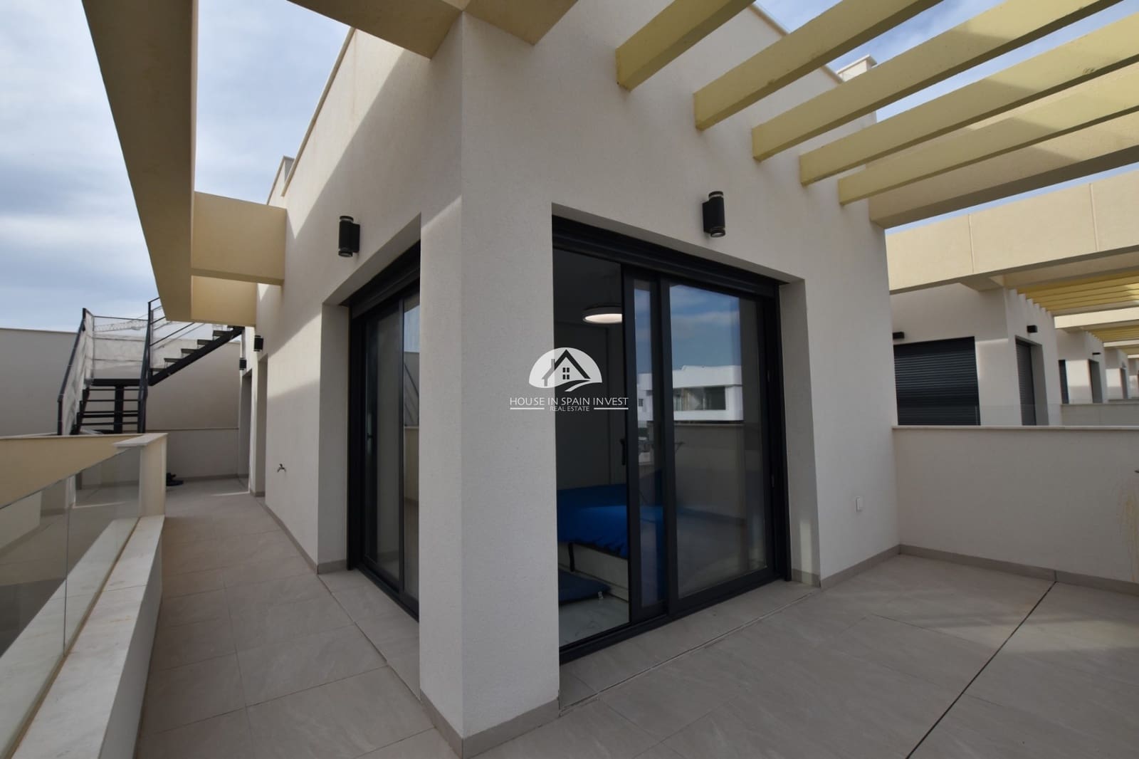 3 quarto Moradia para venda em Los Montesinos com piscina - 387 500 € (Ref: 9759252)