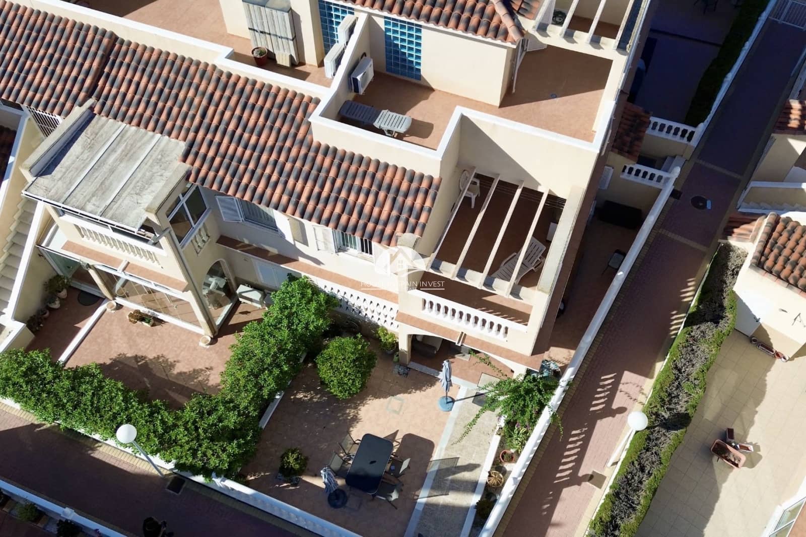 2 bedroom Apartment for sale in Playa Flamenca with pool - € 264,990 (Ref: 9759255)