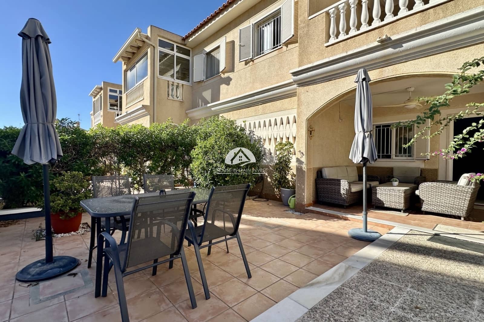 2 bedroom Apartment for sale in Playa Flamenca with pool - € 264,990 (Ref: 9759255)