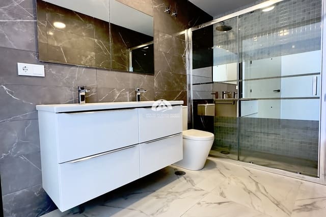 4 bedroom Villa for sale in Ciudad Quesada, Rojales - € 834,000 (Ref: 9759258)