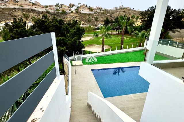 4 bedroom Villa for sale in Ciudad Quesada, Rojales - € 834,000 (Ref: 9759258)