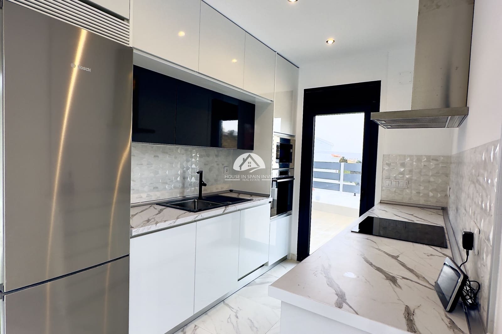 4 bedroom Villa for sale in Ciudad Quesada - € 834,000 (Ref: 9759258)