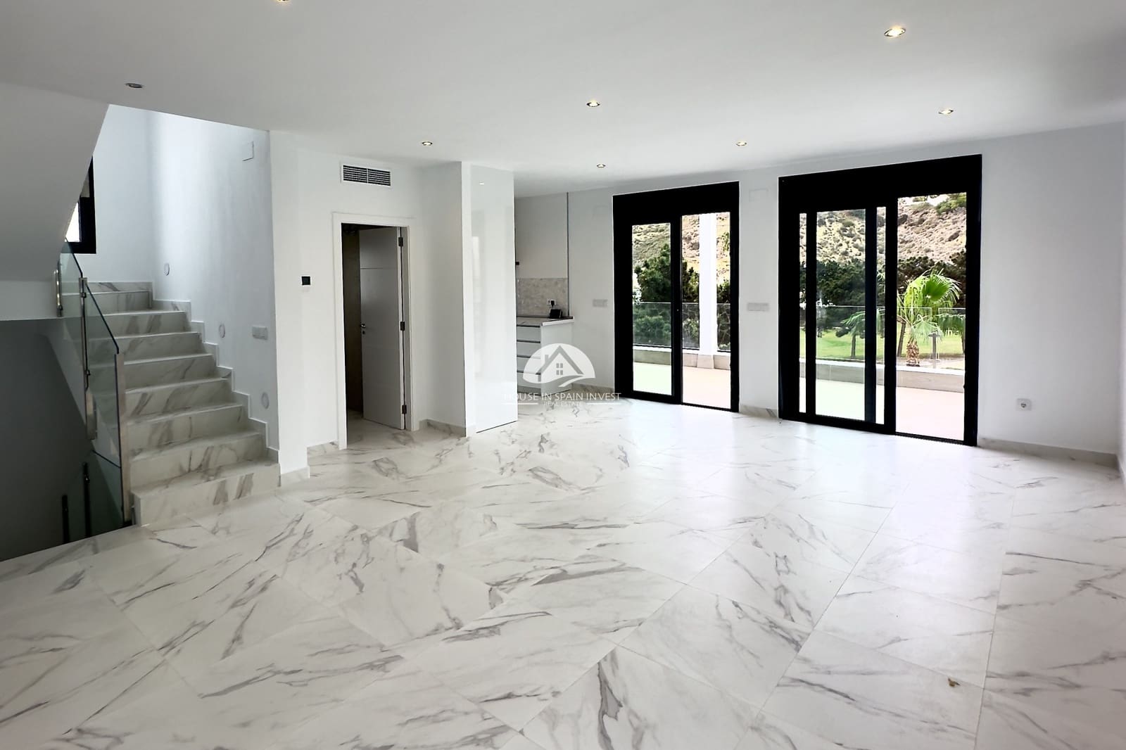 4 bedroom Villa for sale in Ciudad Quesada - € 834,000 (Ref: 9759258)