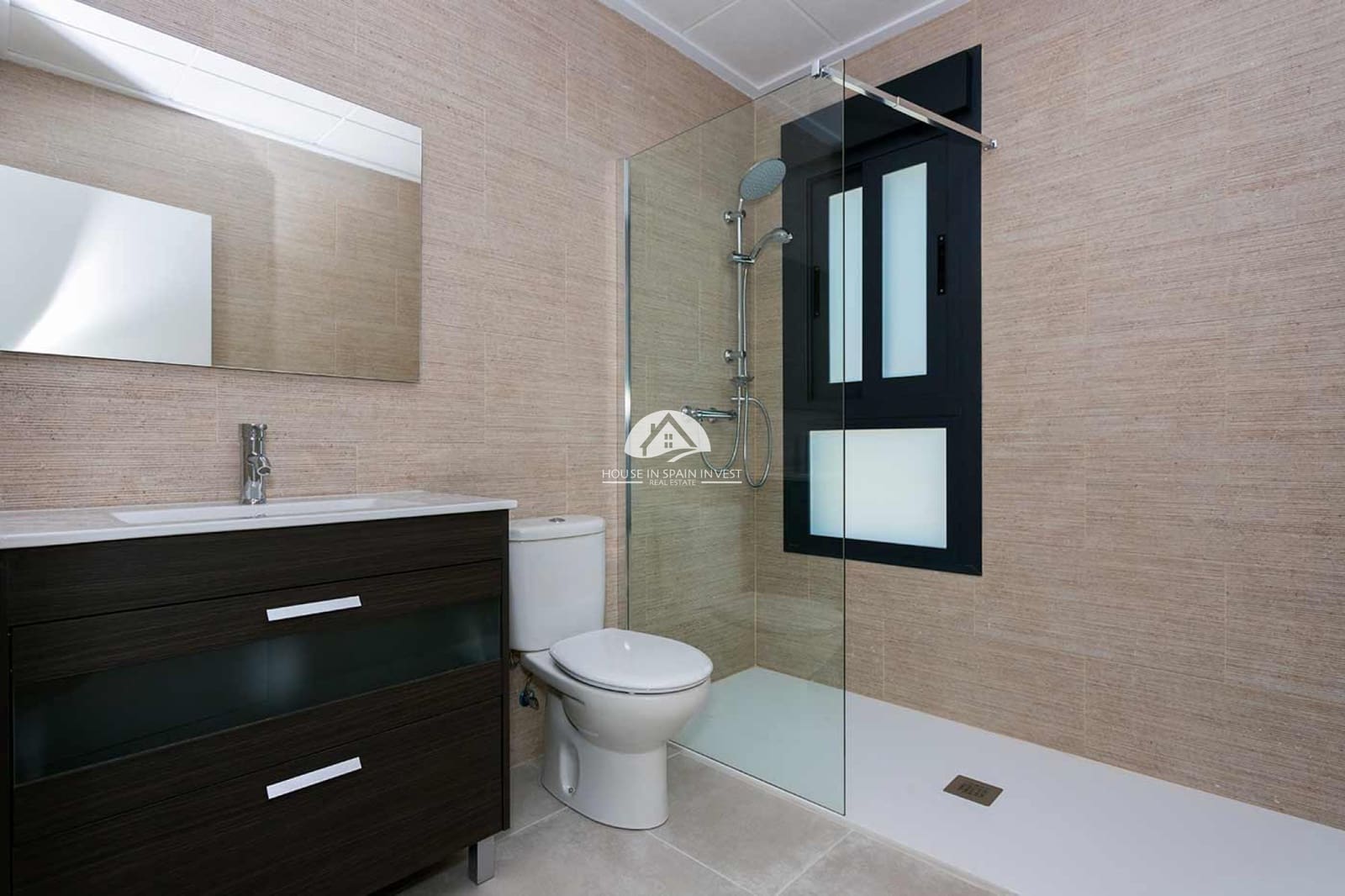 Chalet de 3 habitaciones en Daya Nueva en venta - 380.000 € (Ref: 9759261)