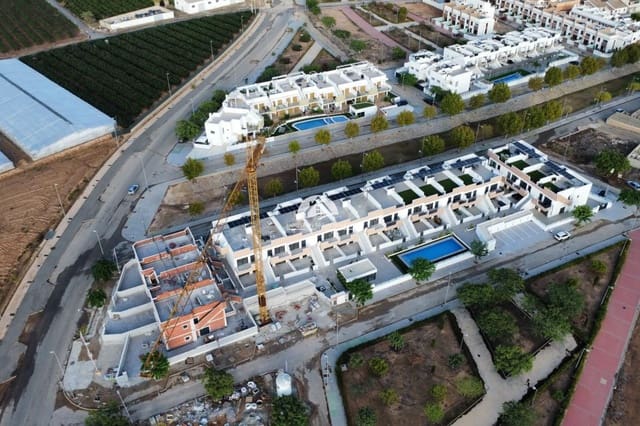 3 soveværelse Bungalow til salg i Pilar de la Horadada ciudad, Pilar de la Horadada med swimmingpool - € 295.000 (Ref: 9759264)