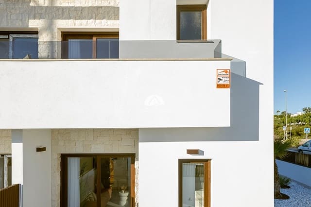 3 soveværelse Byhus til salg i Orihuela Costa, Orihuela med swimmingpool - € 339.000 (Ref: 9759268)