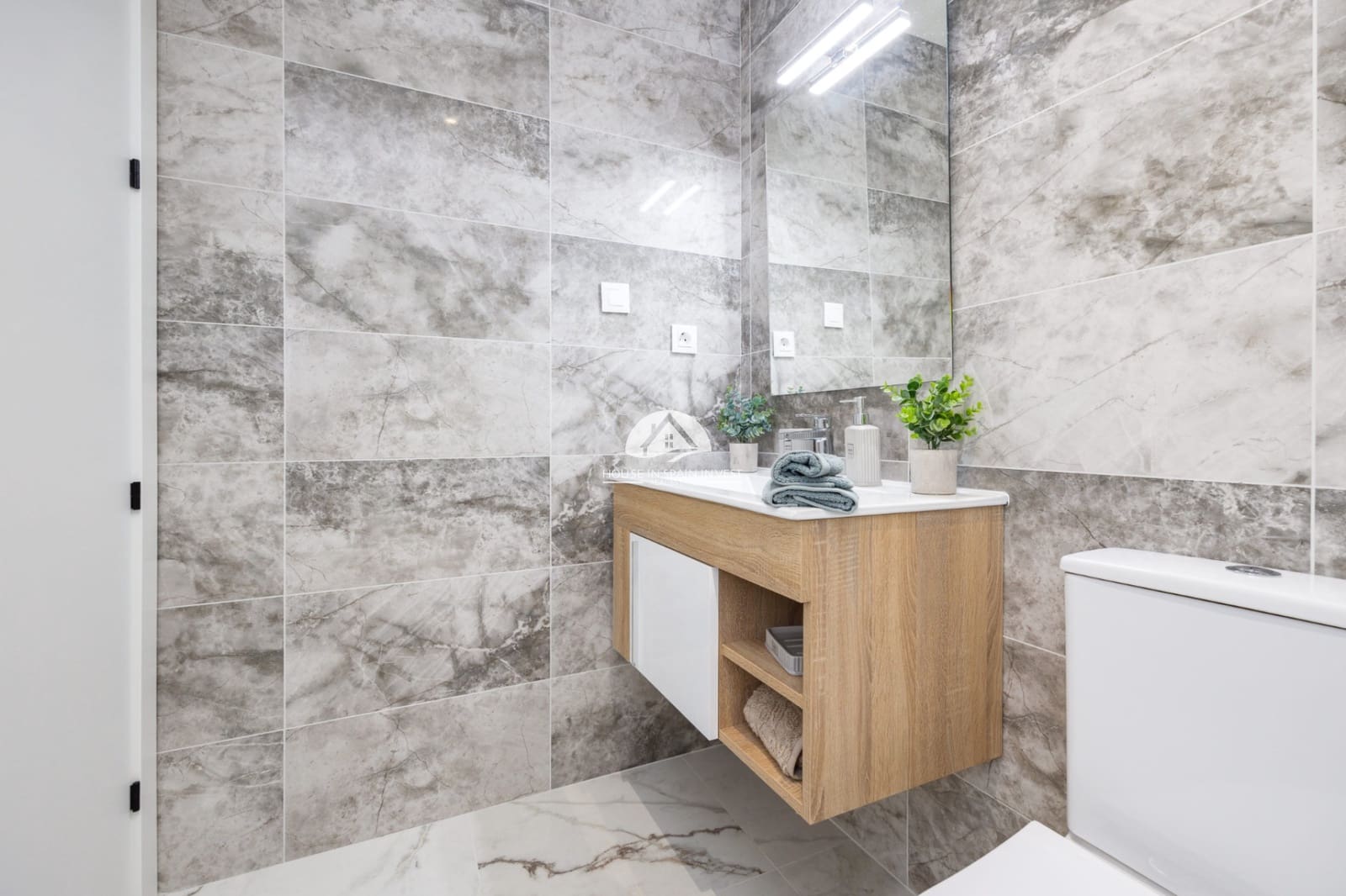 2 soveværelse Bungalow til salg i San Miguel de Salinas med swimmingpool - € 230.000 (Ref: 9759271)