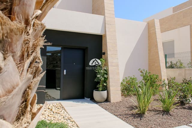 3 bedroom Townhouse for sale in Algorfa with pool garage - € 453,000 (Ref: 9759274)