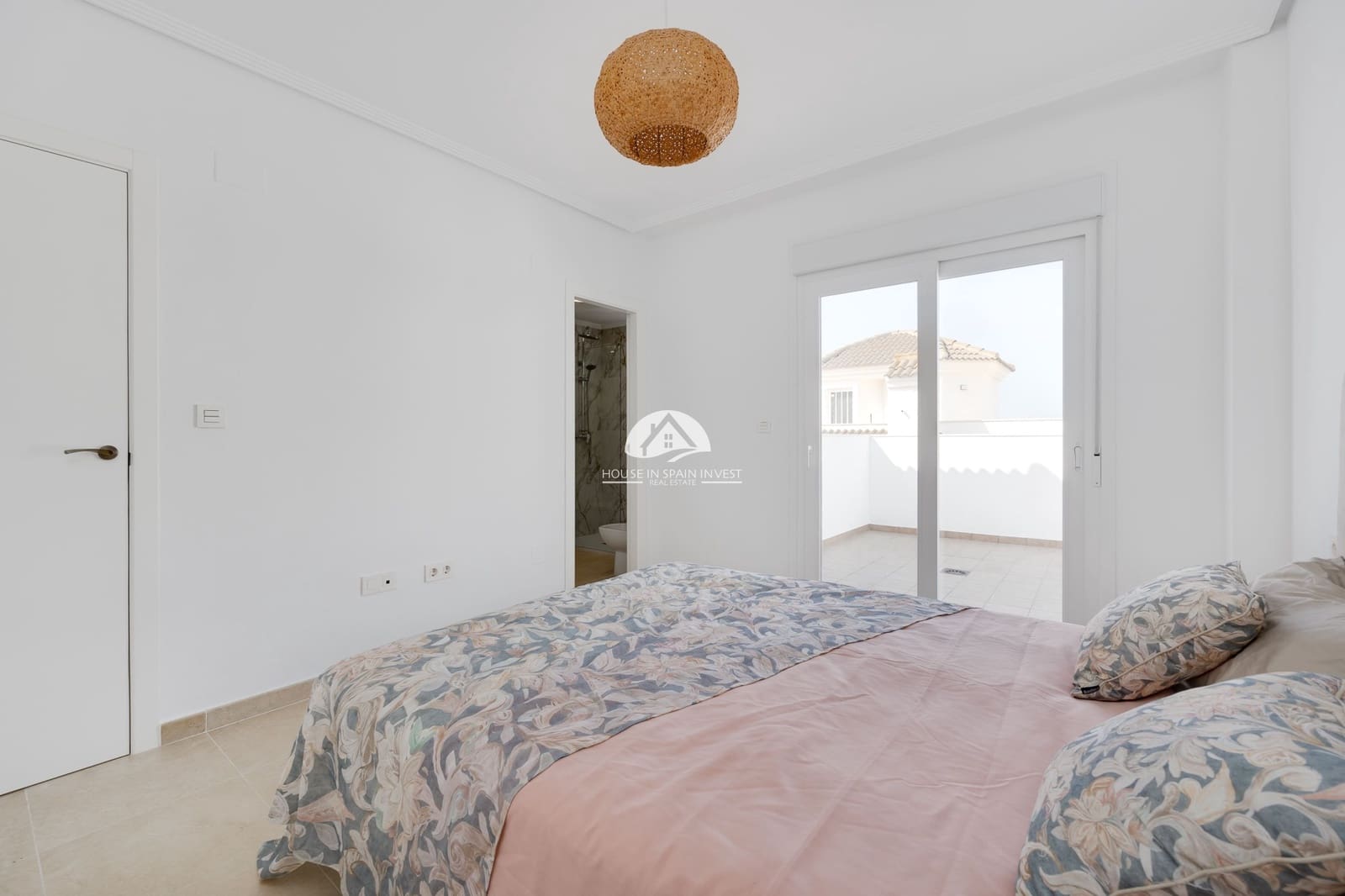 3 bedroom Villa for sale in San Fulgencio with pool - € 275,000 (Ref: 9759279)