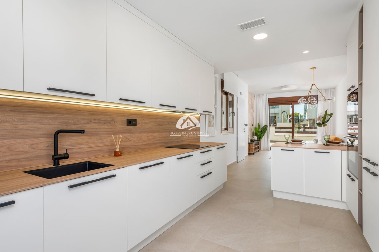 2 soverom Bungalow til salgs i Torrevieja med svømmebasseng garasje - € 285 000 (Ref: 9759285)