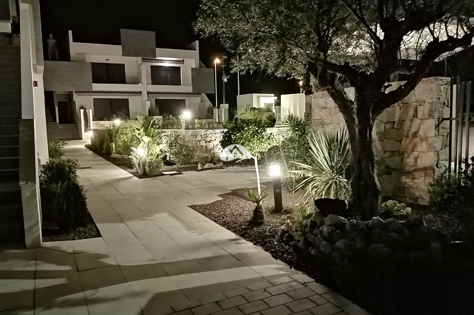 3 soverom Bungalow til salgs i Torrevieja med svømmebasseng - € 300 000 (Ref: 9759287)