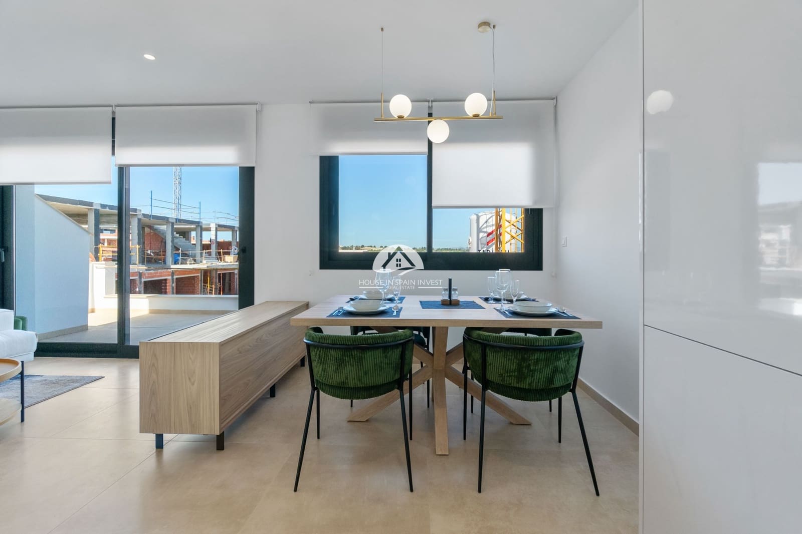 2 chambre Bungalow à vendre à Torrevieja avec piscine garage - 299 900 € (Ref: 9759288)