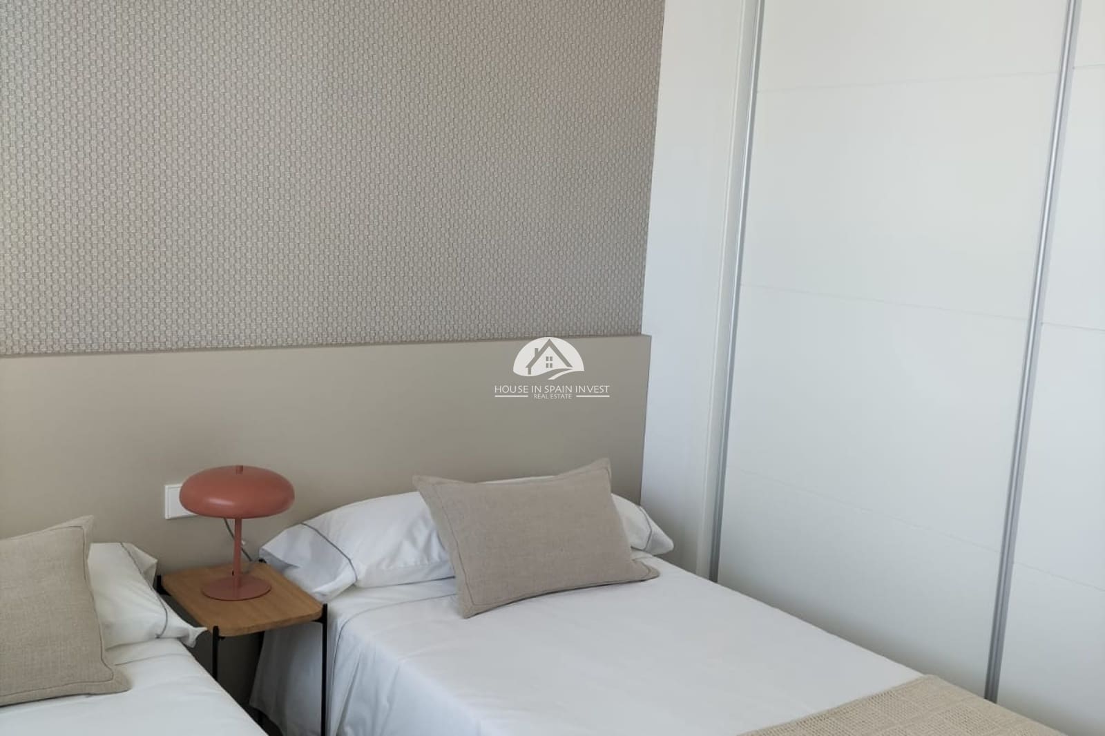 Bungalow de 2 habitaciones en Vistabella en venta con piscina garaje - 269.900 € (Ref: 9759290)