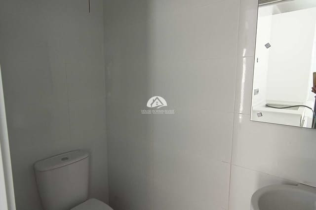 3 quarto Moradia para venda em Daya Nueva com piscina - 317 000 € (Ref: 9759291)