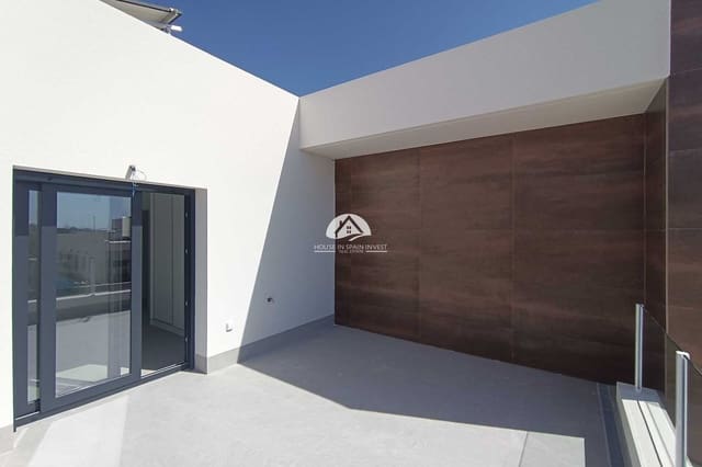 3 quarto Moradia para venda em Daya Nueva com piscina - 317 000 € (Ref: 9759291)