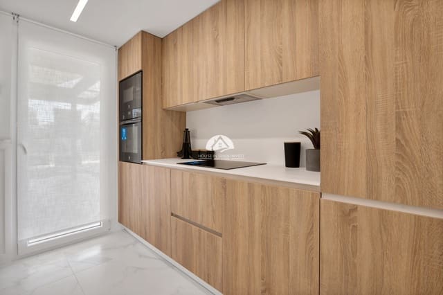 3 soverom Leilighet til salgs i Punta Prima, Torrevieja med svømmebasseng - € 409 000 (Ref: 9759295)