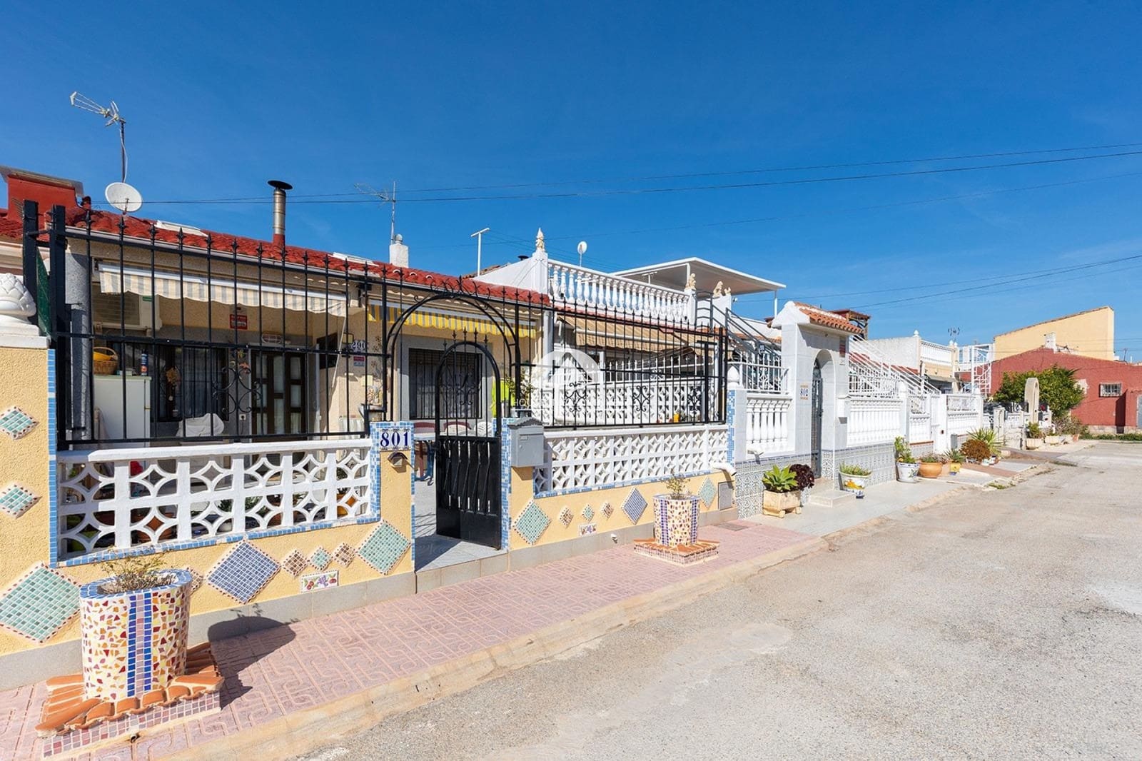 3 soverom Bungalow til salgs i Torrevieja - € 125 000 (Ref: 9759298)