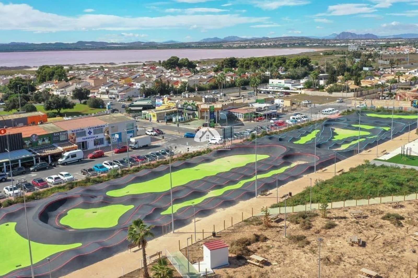 3 soveværelse Villa til salg i Torrevieja - € 224.000 (Ref: 9759299)