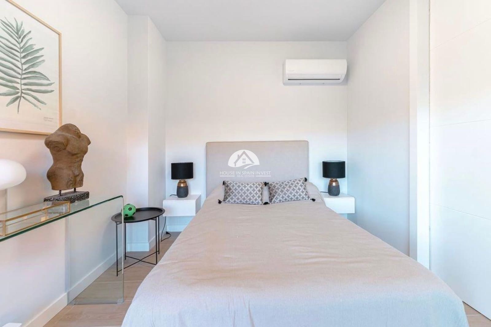 2 soveværelse Lejlighed til salg i Orihuela Costa med swimmingpool garage - € 259.000 (Ref: 9759300)