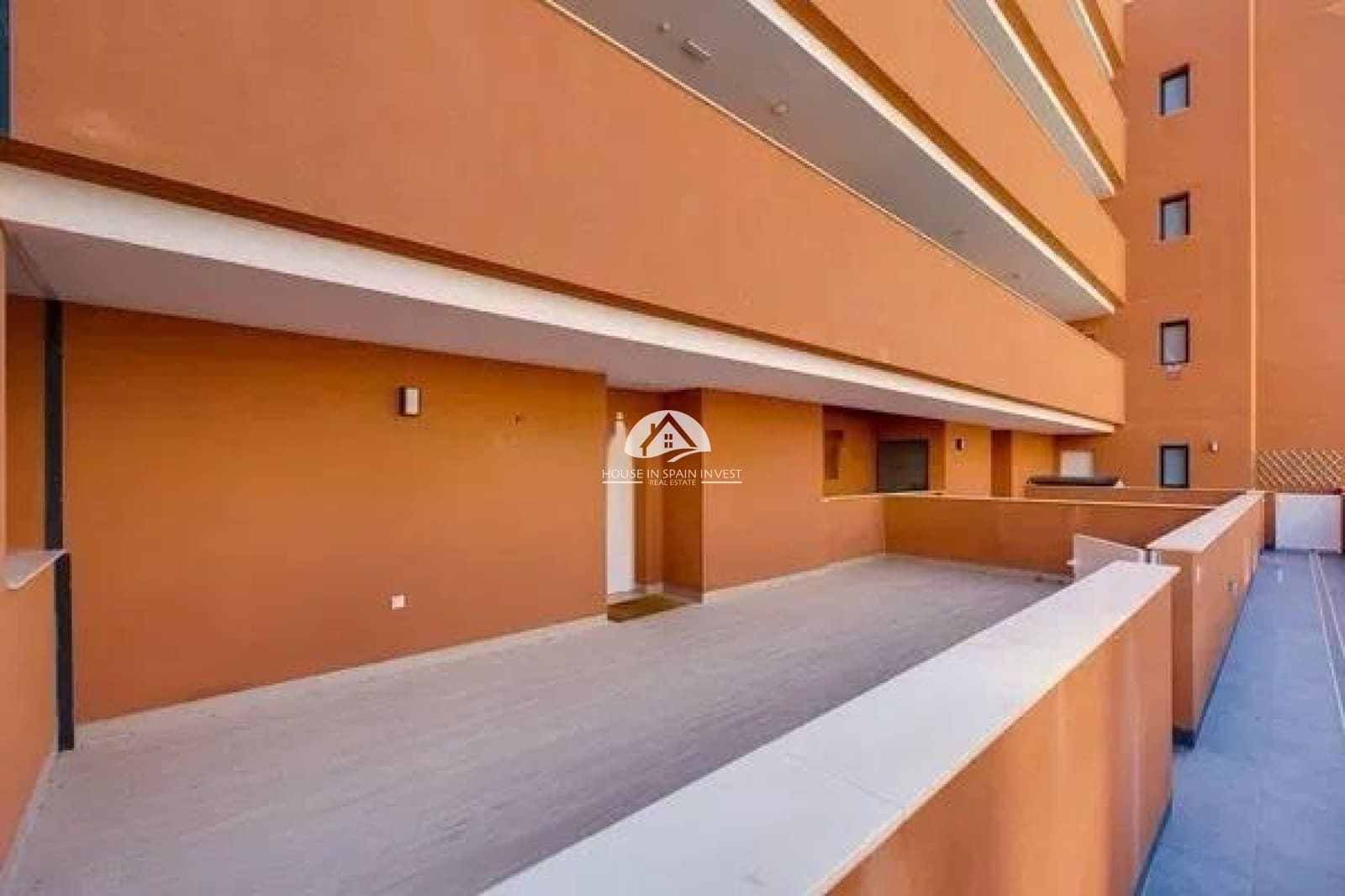 2 soveværelse Lejlighed til salg i Orihuela Costa med swimmingpool garage - € 259.000 (Ref: 9759300)