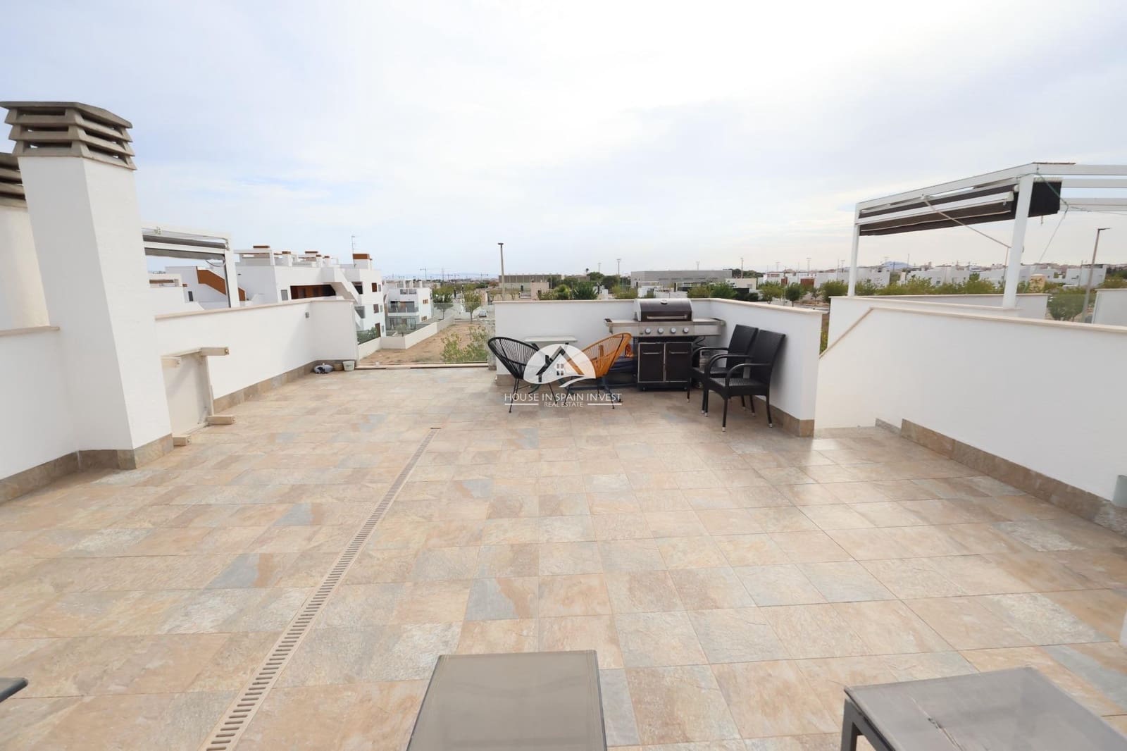 2 quarto Bungalow para venda em Pilar de la Horadada com piscina garagem - 223 000 € (Ref: 9759302)