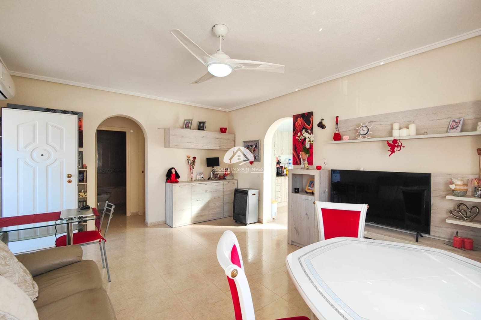 2 bedroom Villa for sale in Ciudad Quesada with pool garage - € 229,900 (Ref: 9759311)
