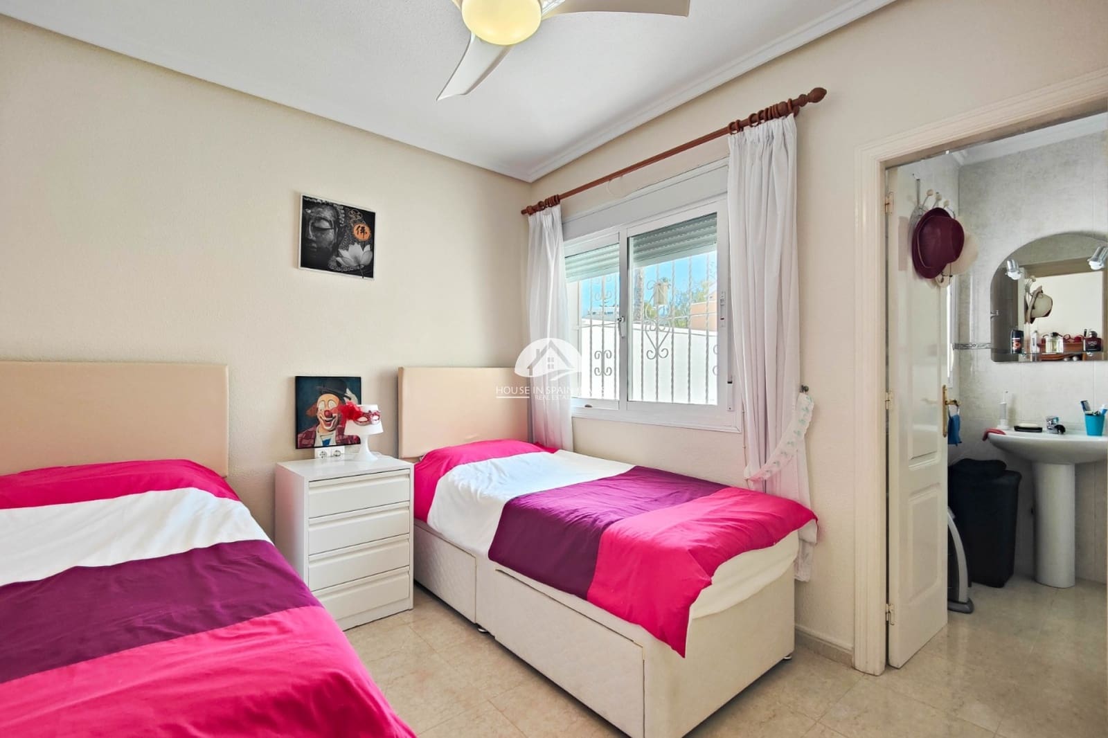 2 bedroom Villa for sale in Ciudad Quesada with pool garage - € 229,900 (Ref: 9759311)