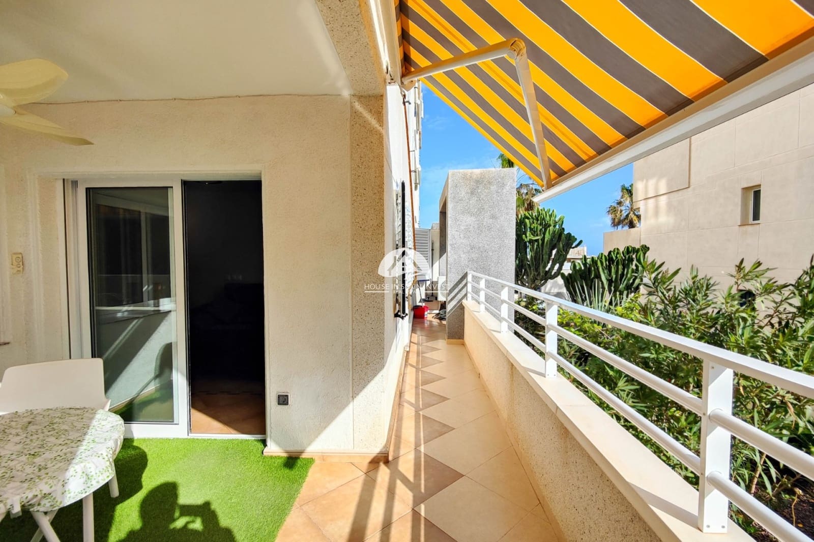 2 soverom Leilighet til salgs i La Mata med svømmebasseng - € 195 000 (Ref: 9759312)