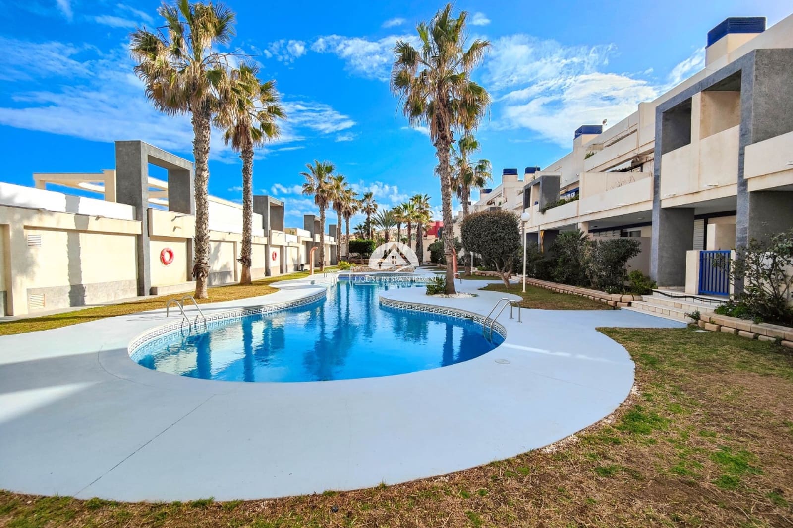 2 soverom Leilighet til salgs i La Mata med svømmebasseng - € 195 000 (Ref: 9759312)