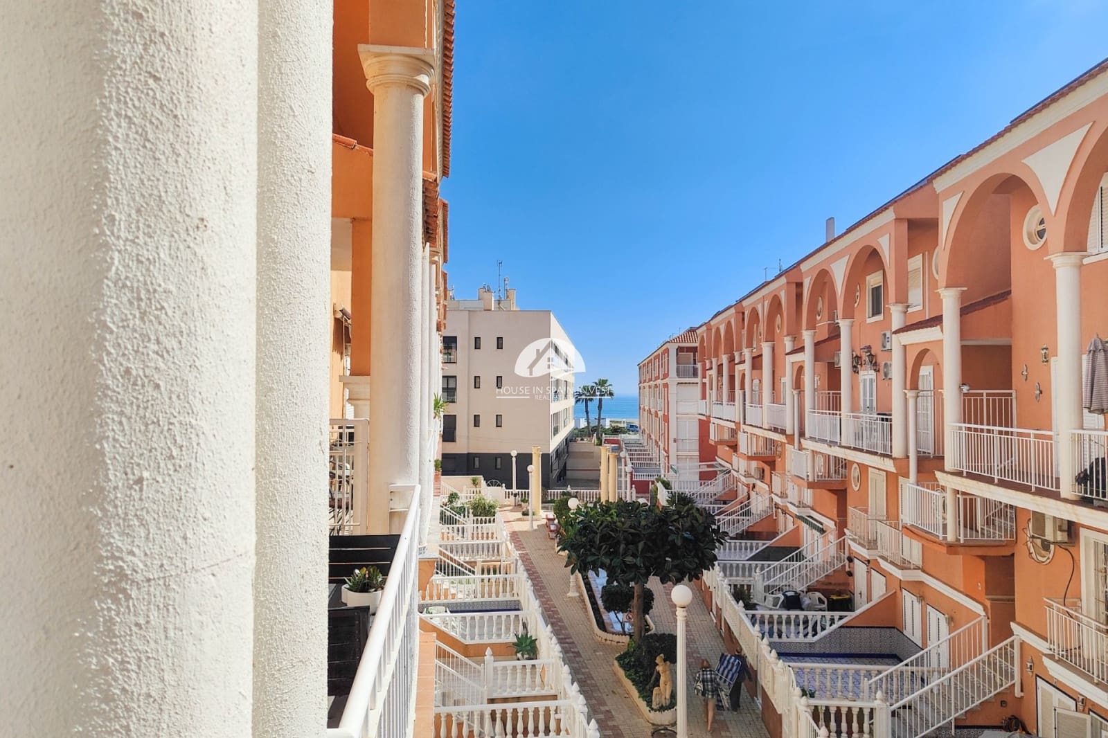 2 soverom Penthouse til salgs i La Mata med svømmebasseng - € 215 000 (Ref: 9759313)