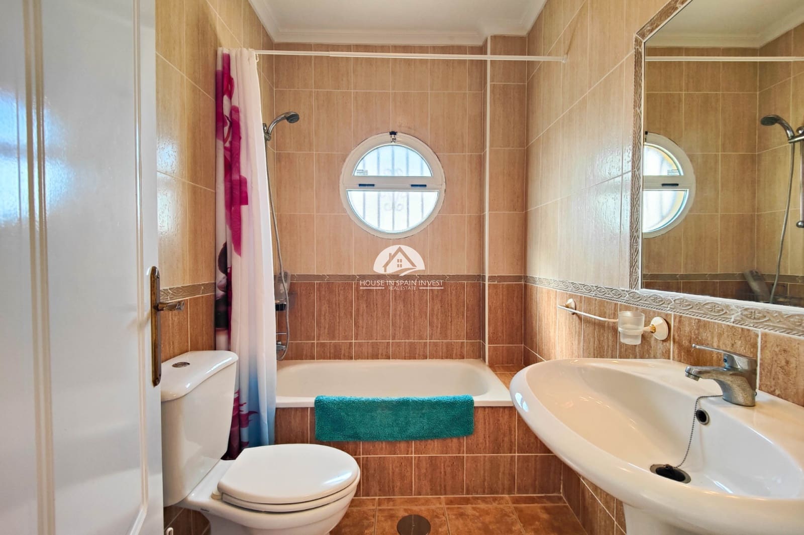 Casa de 3 habitaciones en La Florida en venta con piscina - 235.000 € (Ref: 9759315)