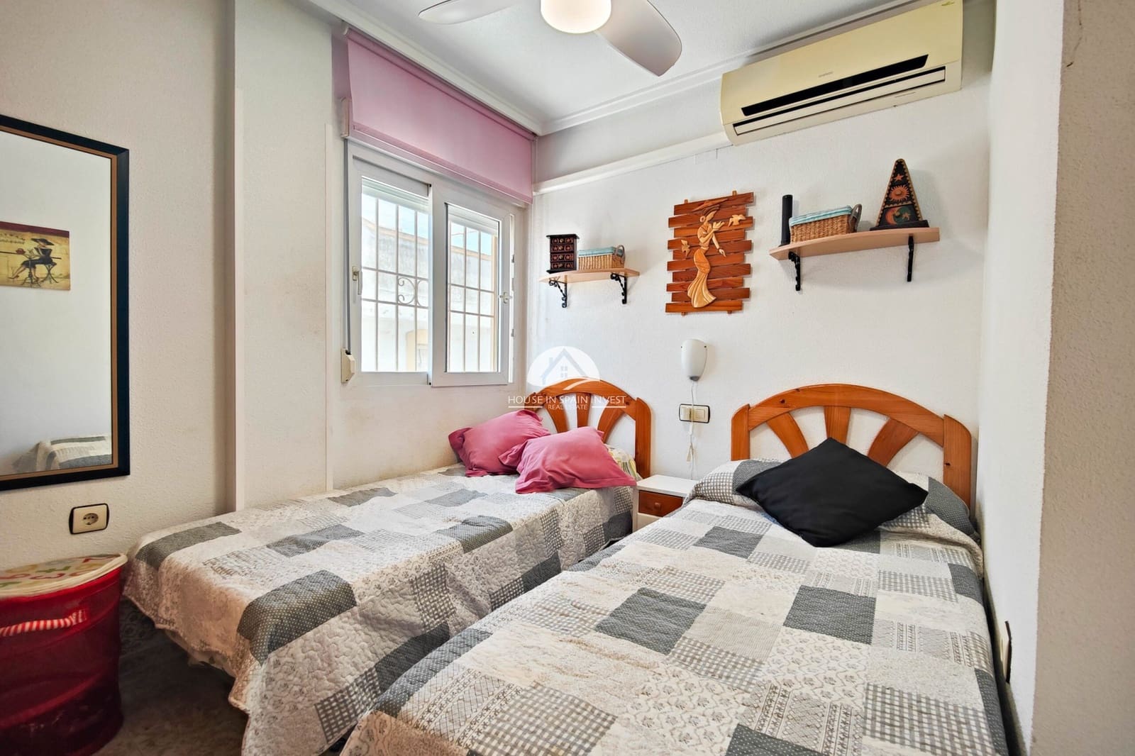 3 soverom Bungalow til salgs i Torrevieja med svømmebasseng - € 154 500 (Ref: 9759317)