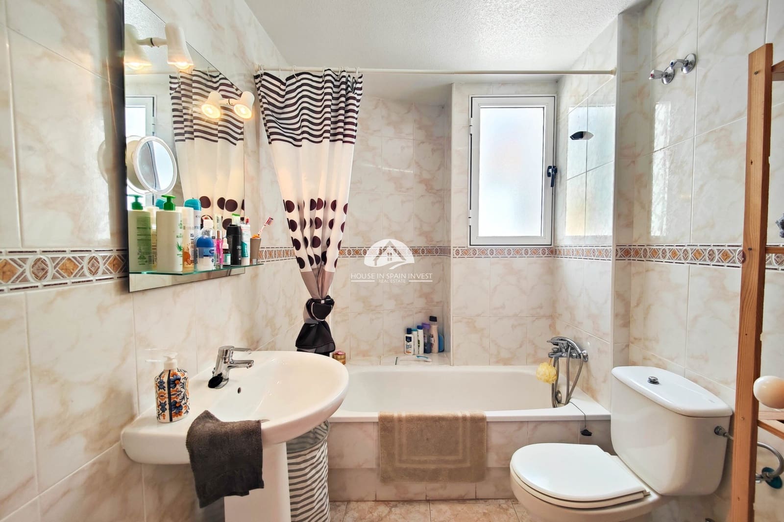 3 makuuhuone Omakotitalo myytävänä paikassa Los Altos mukana uima-altaan - 210 000 € (Ref: 9759318)