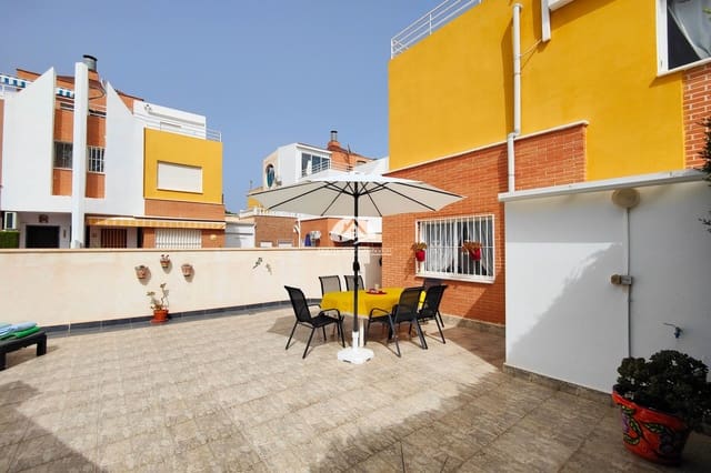 3 makuuhuone Omakotitalo myytävänä paikassa Los Altos mukana uima-altaan - 210 000 € (Ref: 9759318)