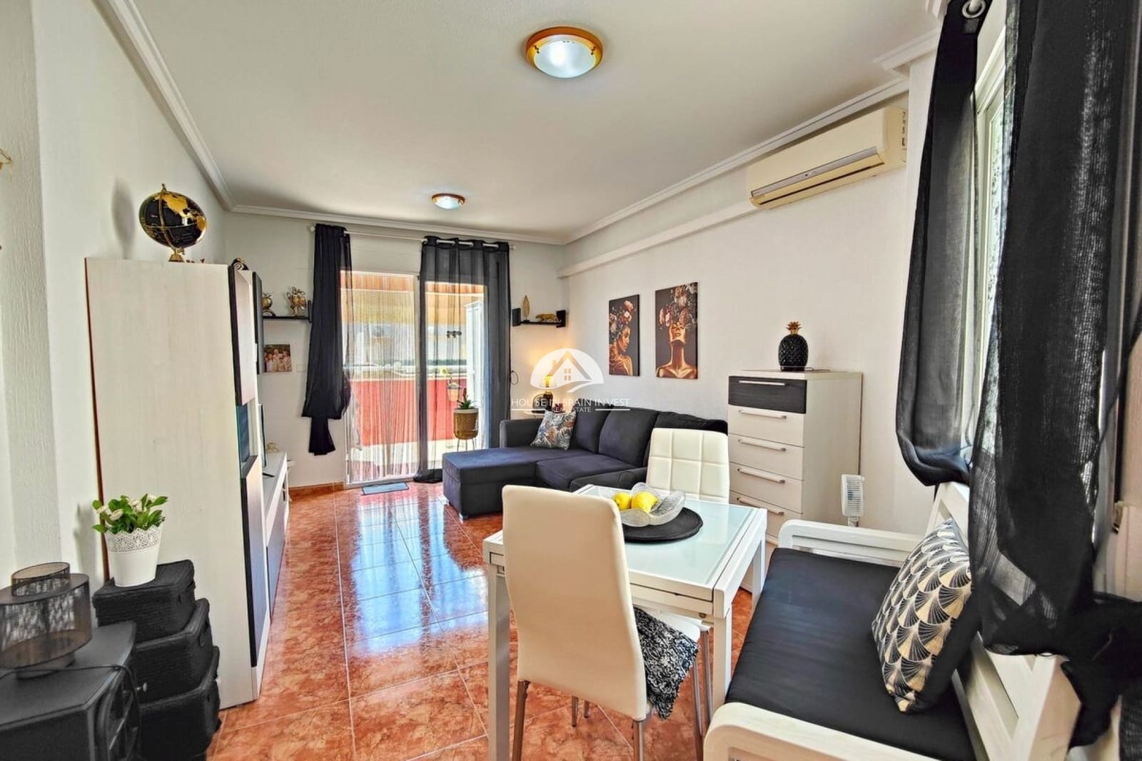 1 sypialnia Penthouse na sprzedaż w Torrevieja - 128 900 € (Ref: 9759319)