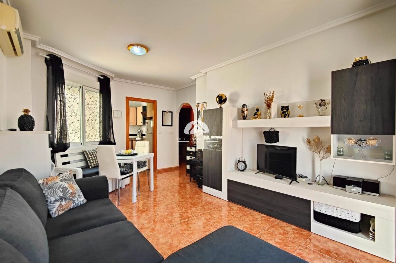 1 sypialnia Penthouse na sprzedaż w Torrevieja - 128 900 € (Ref: 9759319)