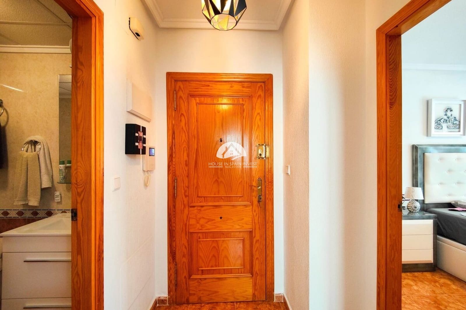 1 sypialnia Penthouse na sprzedaż w Torrevieja - 128 900 € (Ref: 9759319)