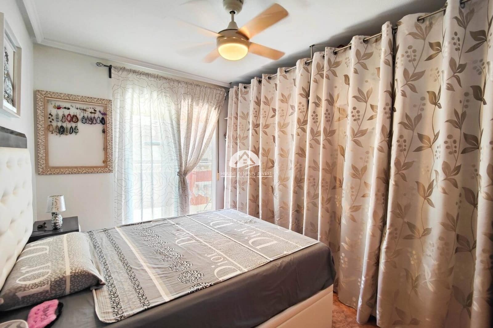 1 sypialnia Penthouse na sprzedaż w Torrevieja - 128 900 € (Ref: 9759319)