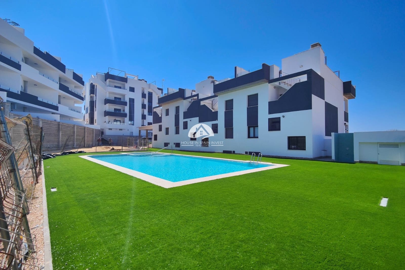 3 slaapkamer Bungalow te koop in Los Altos met zwembad garage - € 260.000 (Ref: 9759322)