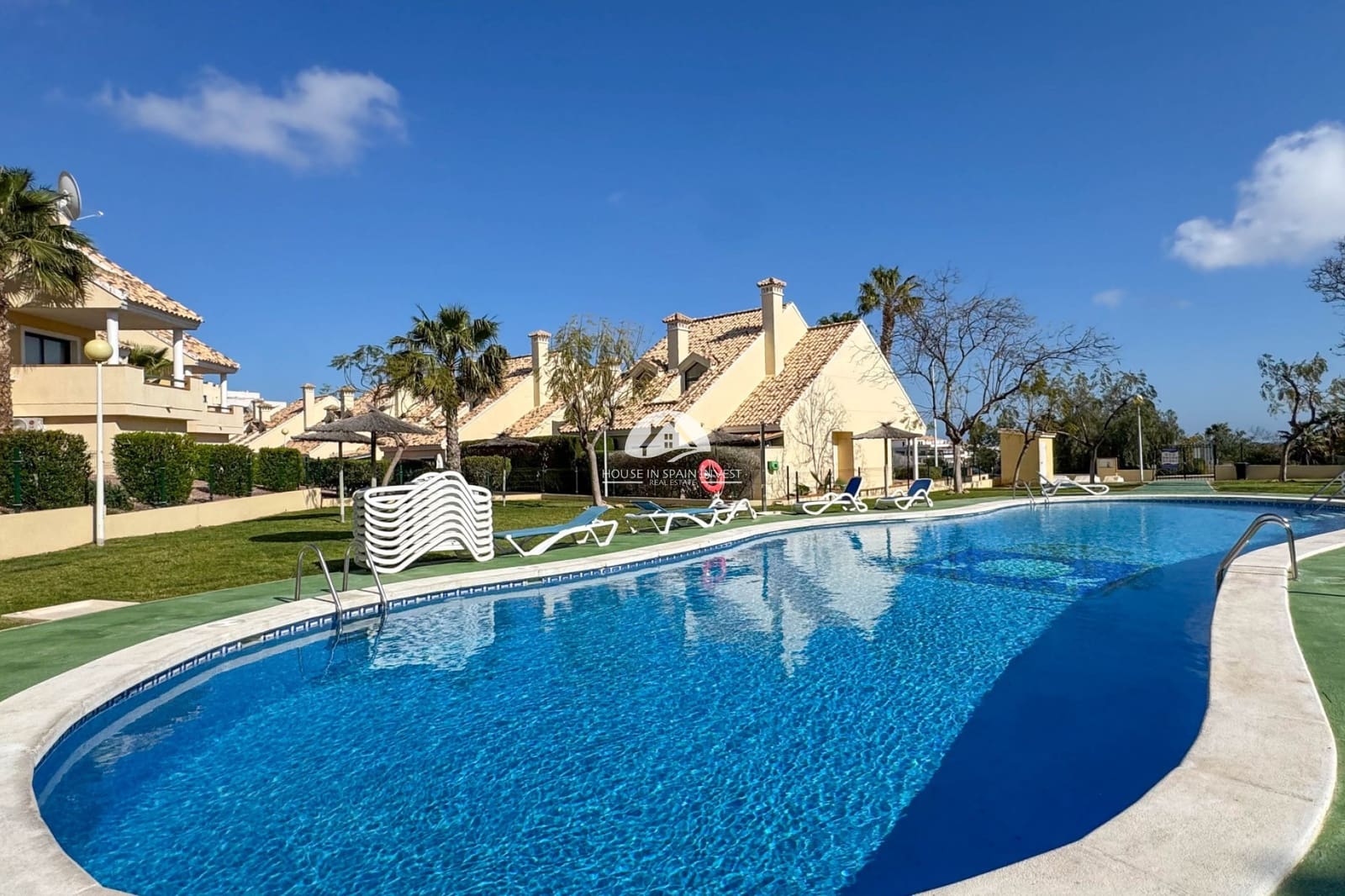 2 soverom Leilighet til salgs i Orihuela Costa med svømmebasseng - € 249 000 (Ref: 9759323)