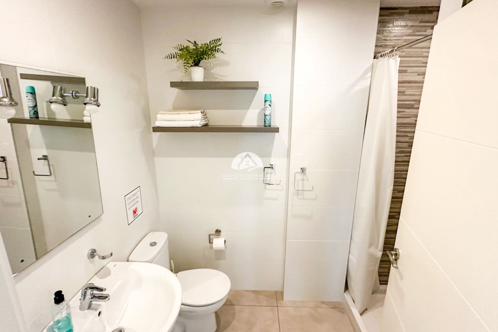 Apartamento de 2 habitaciones en Orihuela Costa en venta con piscina garaje - 220.000 € (Ref: 9769087)