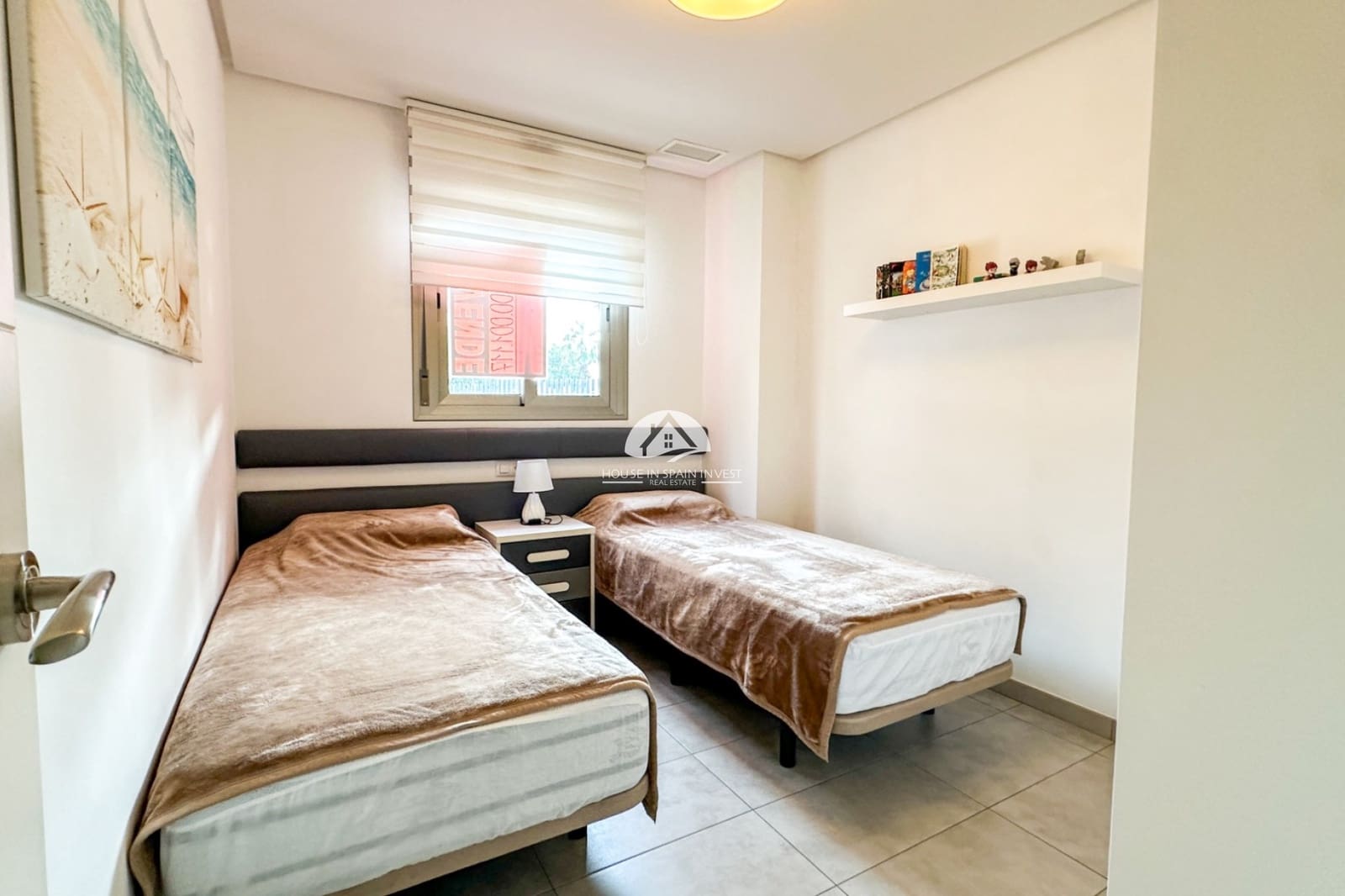 Apartamento de 2 habitaciones en Orihuela Costa en venta con piscina garaje - 220.000 € (Ref: 9769087)