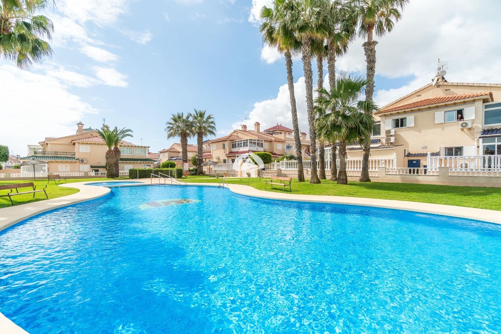 3 quarto Moradia para venda em Playa Flamenca com piscina - 279 000 € (Ref: 9769088)