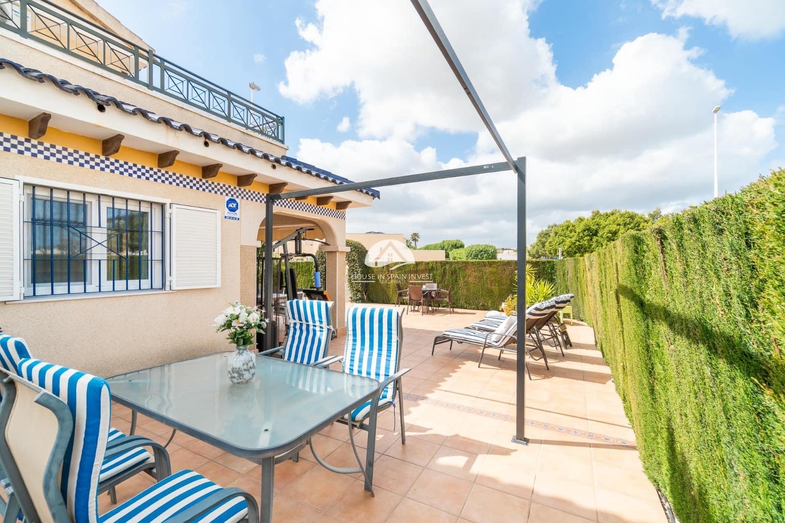 3 quarto Moradia para venda em Playa Flamenca com piscina - 279 000 € (Ref: 9769088)