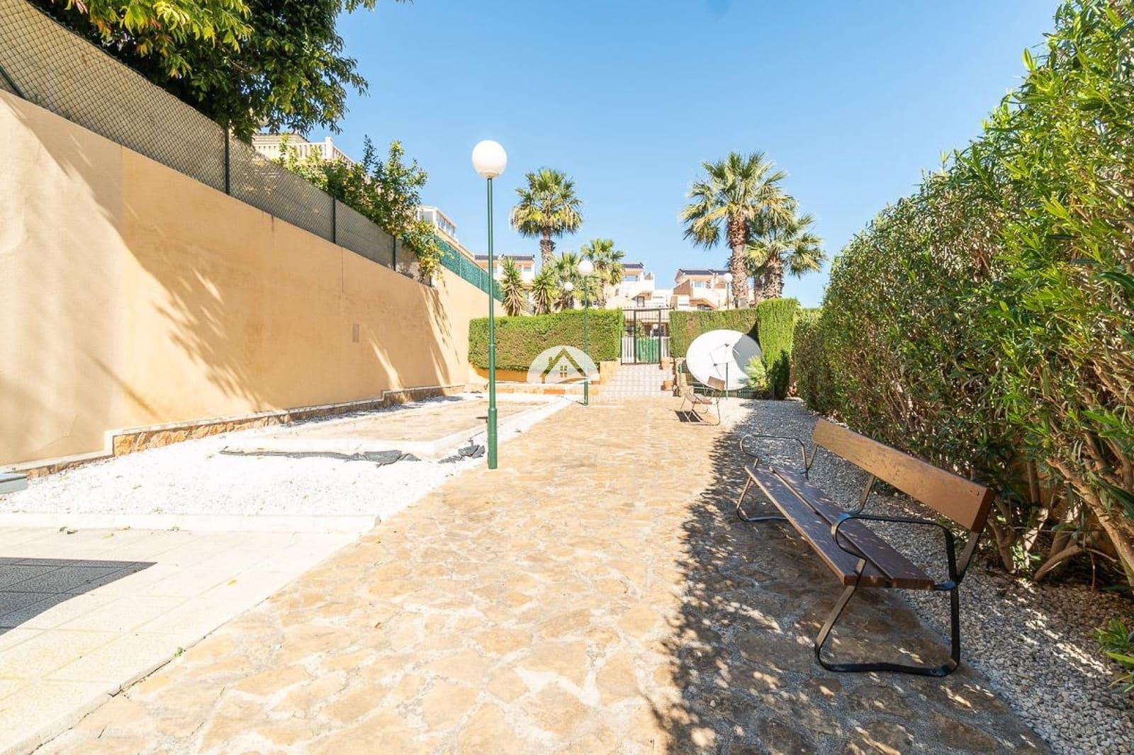 2 bedroom Bungalow for sale in Orihuela Costa with pool - € 169,000 (Ref: 9769089)