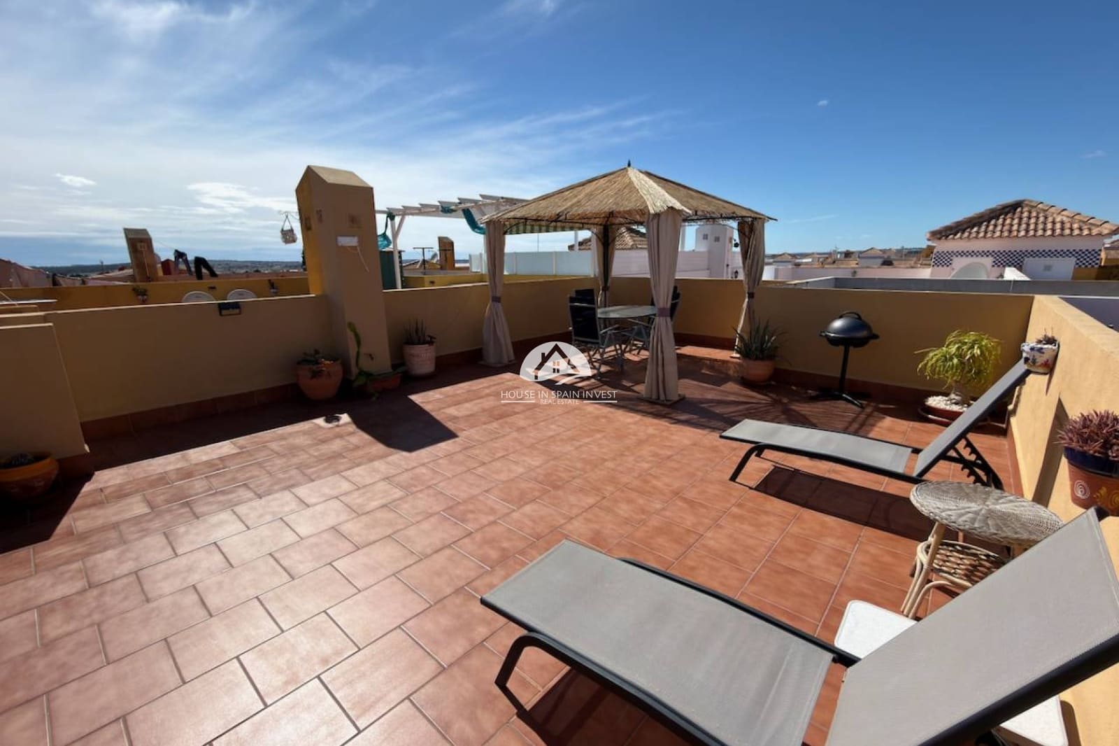 2 soveværelse Lejlighed til salg i Los Montesinos med swimmingpool - € 145.000 (Ref: 9783006)