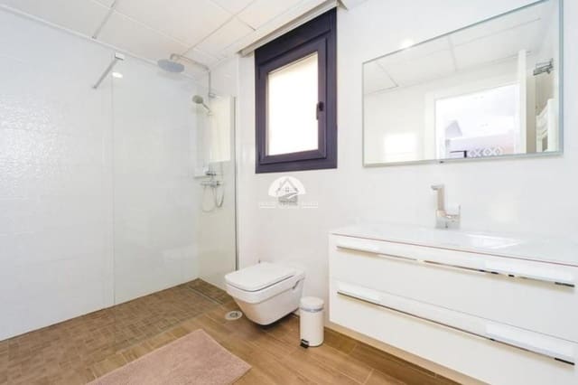 4 slaapkamer Villa te koop in Parque Acuático - Sector 25, Torrevieja met zwembad - € 559.000 (Ref: 9783007)