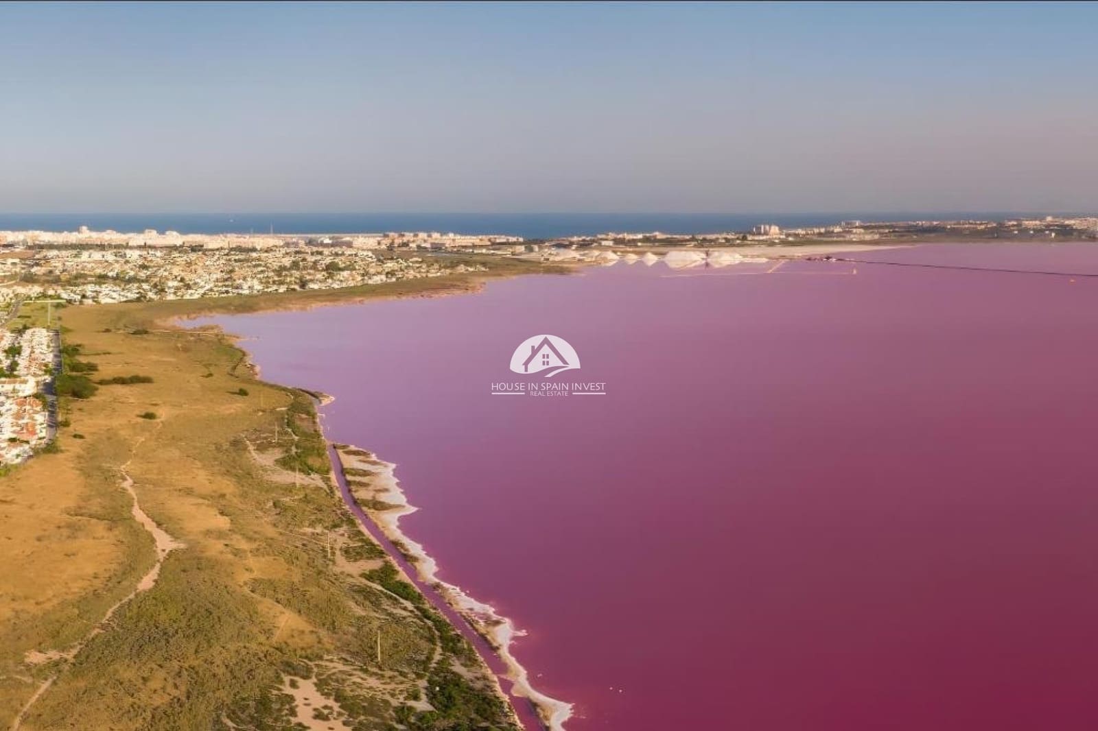 4 bedroom Villa for sale in Torrevieja with pool - € 559,000 (Ref: 9783007)