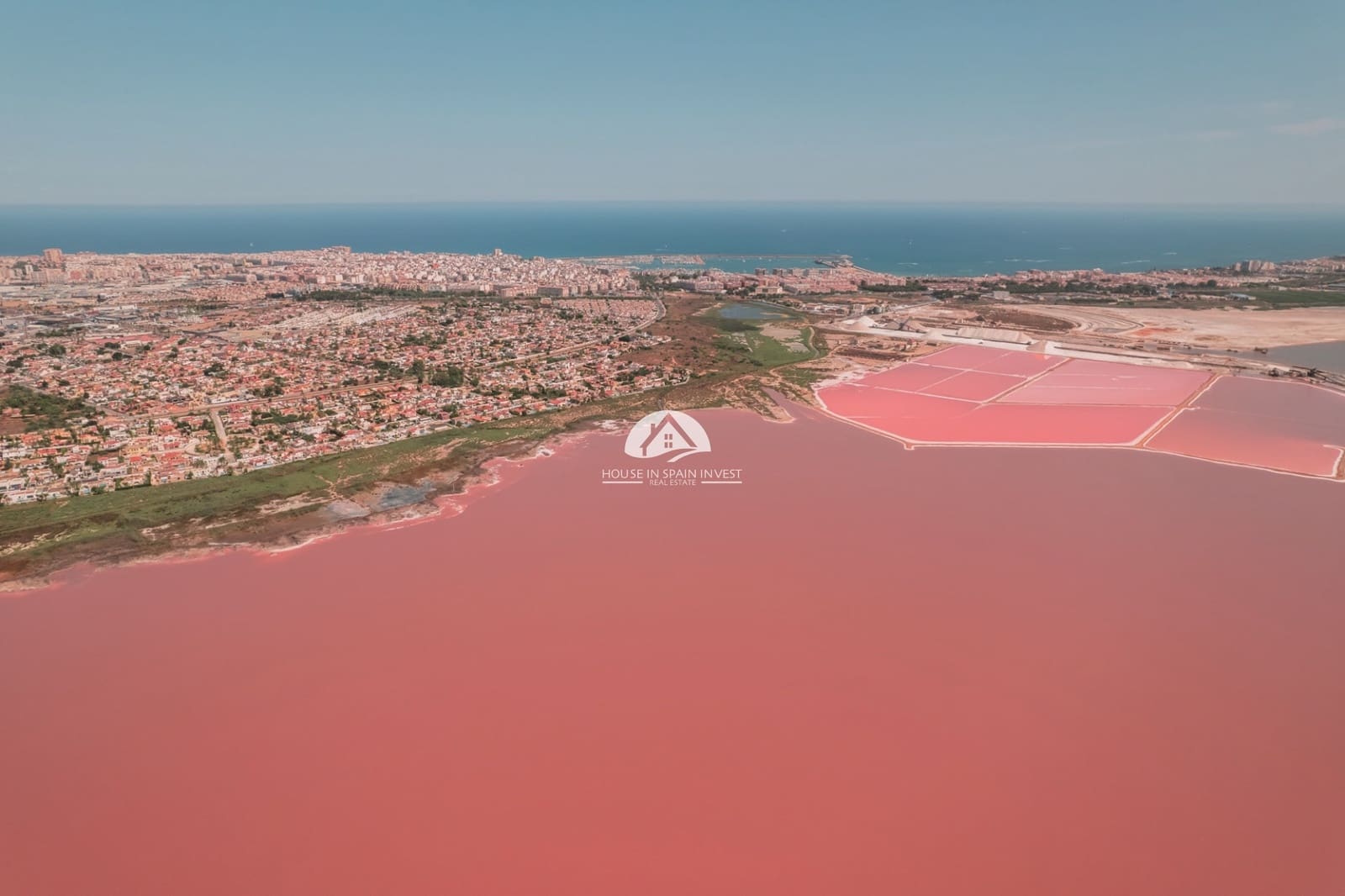 2 soveværelse Bungalow til salg i Torrevieja med swimmingpool - € 259.000 (Ref: 9783010)